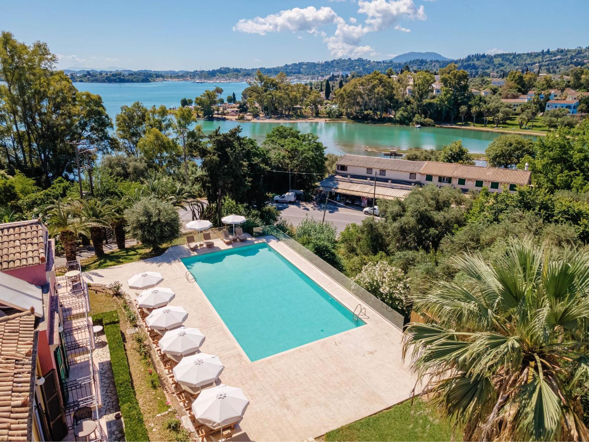 Ionian Arches 3*